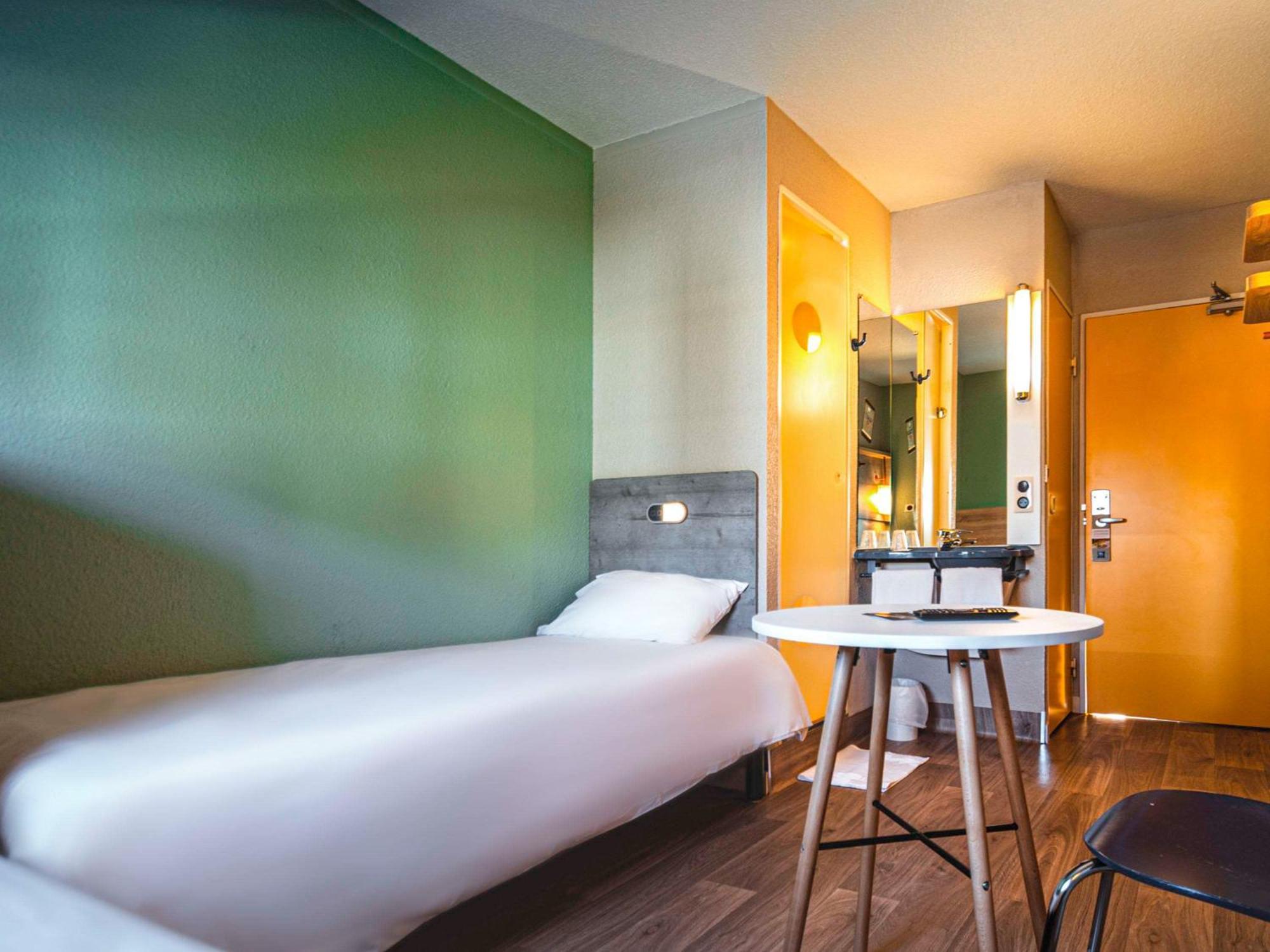 Ibis Budget Saint-Brieuc Yffiniac Exterior photo